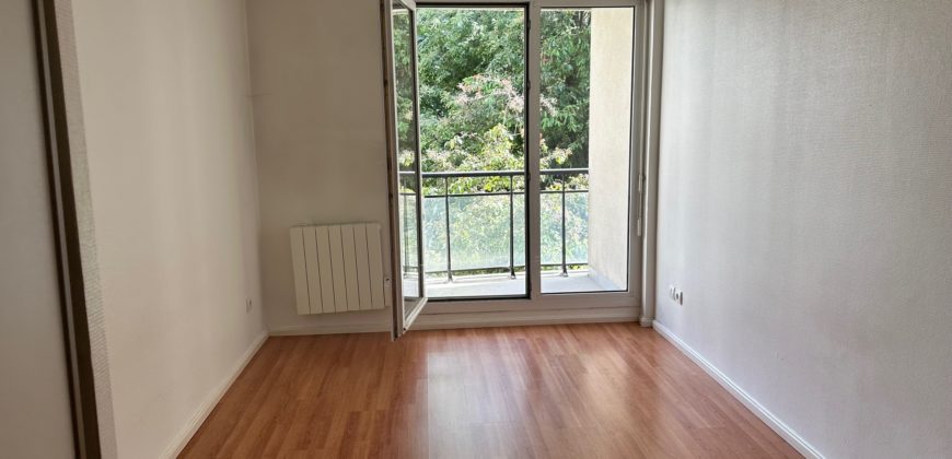 VENTE appartement 1 chambre – 2 balcons – 1 parking sécurisé