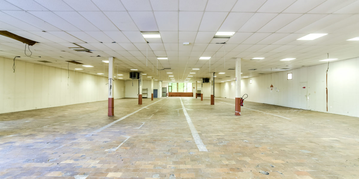 LOCATION ENTREPÔT / BUREAU / STOCKAGE