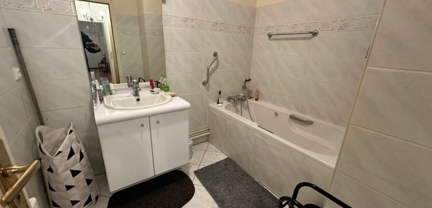 VENTE APPARTEMENT STANDING – 3 CHAMBRES – GARAGE et PARKING – TERRASSE et BALCON