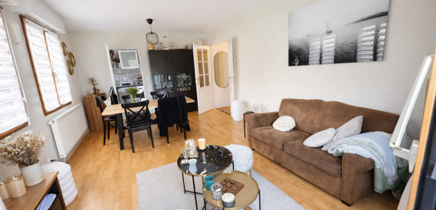 VENTE APPARTEMENT RDC – UNE CHAMBRE – JARDIN – GARAGE