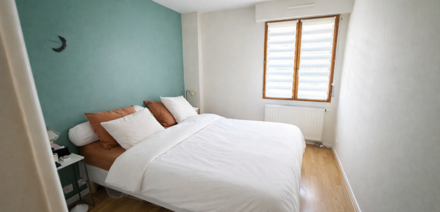 VENTE APPARTEMENT RDC – UNE CHAMBRE – JARDIN – GARAGE