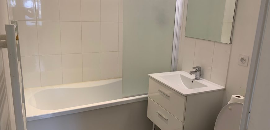 A LOUER  – T3 meublé 40 m²