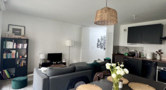 Appartement T2 avec jardin privatif, parking – Résidence récente – Lille