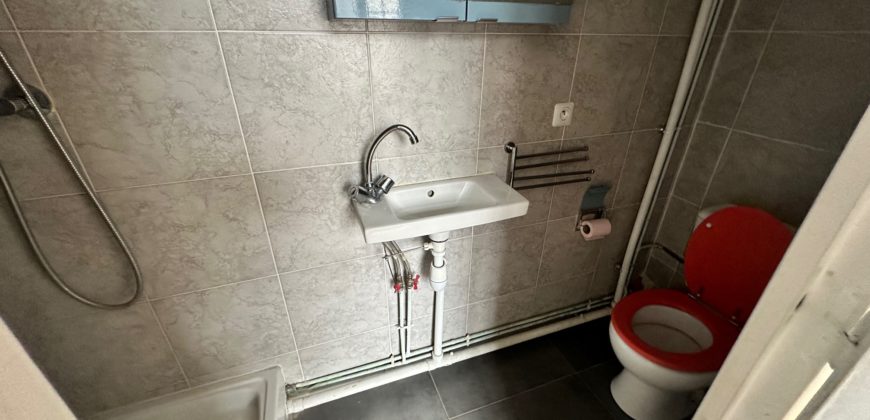 À louer – Studio en duplex – Rue de Loos