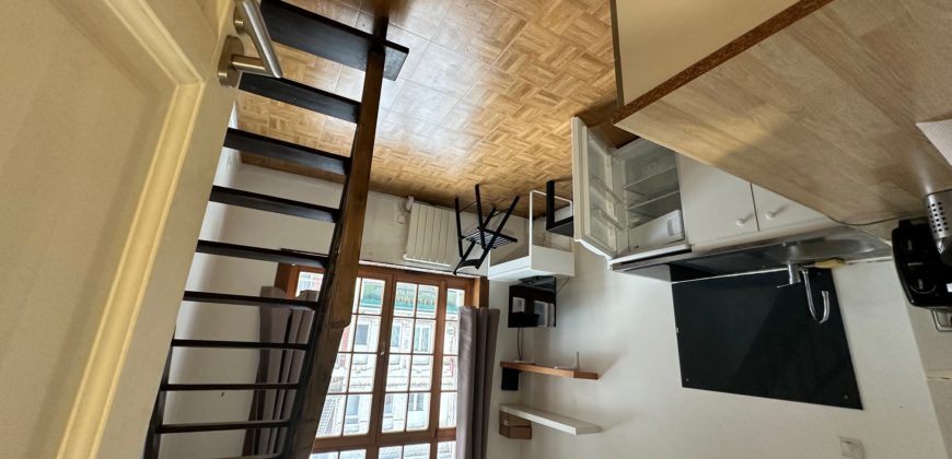 À louer – Studio en duplex – Rue de Loos