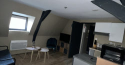 À louer – T2 meublé au dernier étage – Vieux Valenciennes