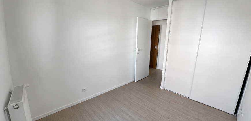 VENTE APPARTEMENT 3 CHAMBRES – TERRASSE – PARKING