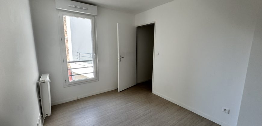 VENTE APPARTEMENT 3 CHAMBRES – TERRASSE – PARKING