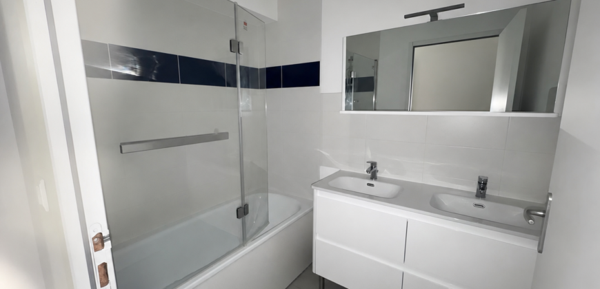VENTE APPARTEMENT 3 CHAMBRES – TERRASSE – PARKING